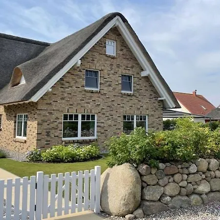 Bi De Kuehlung Comfortable Vacation Apartment